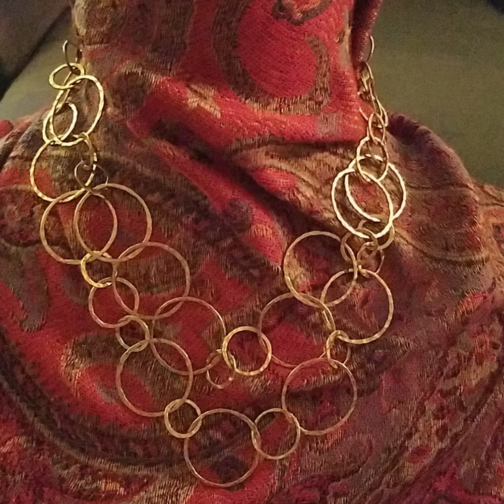 4/$28 Gold circle necklace total length 19"